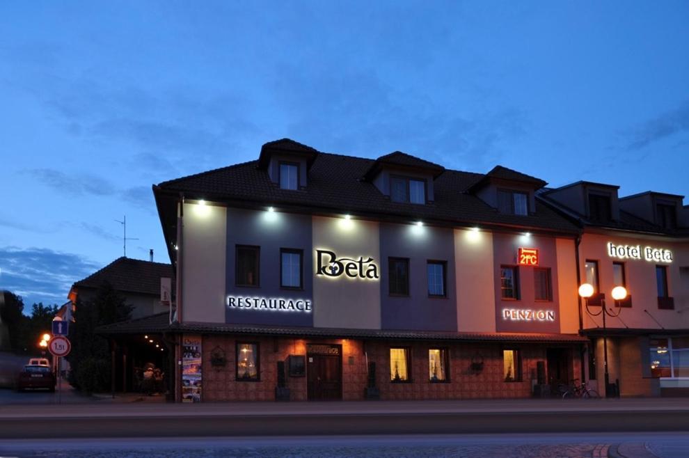 Hotel Beta Bzenec Exterior photo