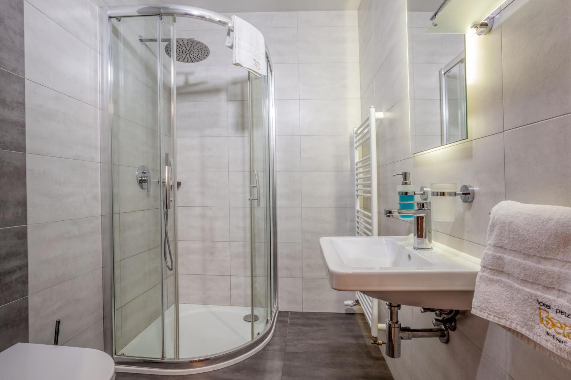Hotel Beta Bzenec Exterior photo